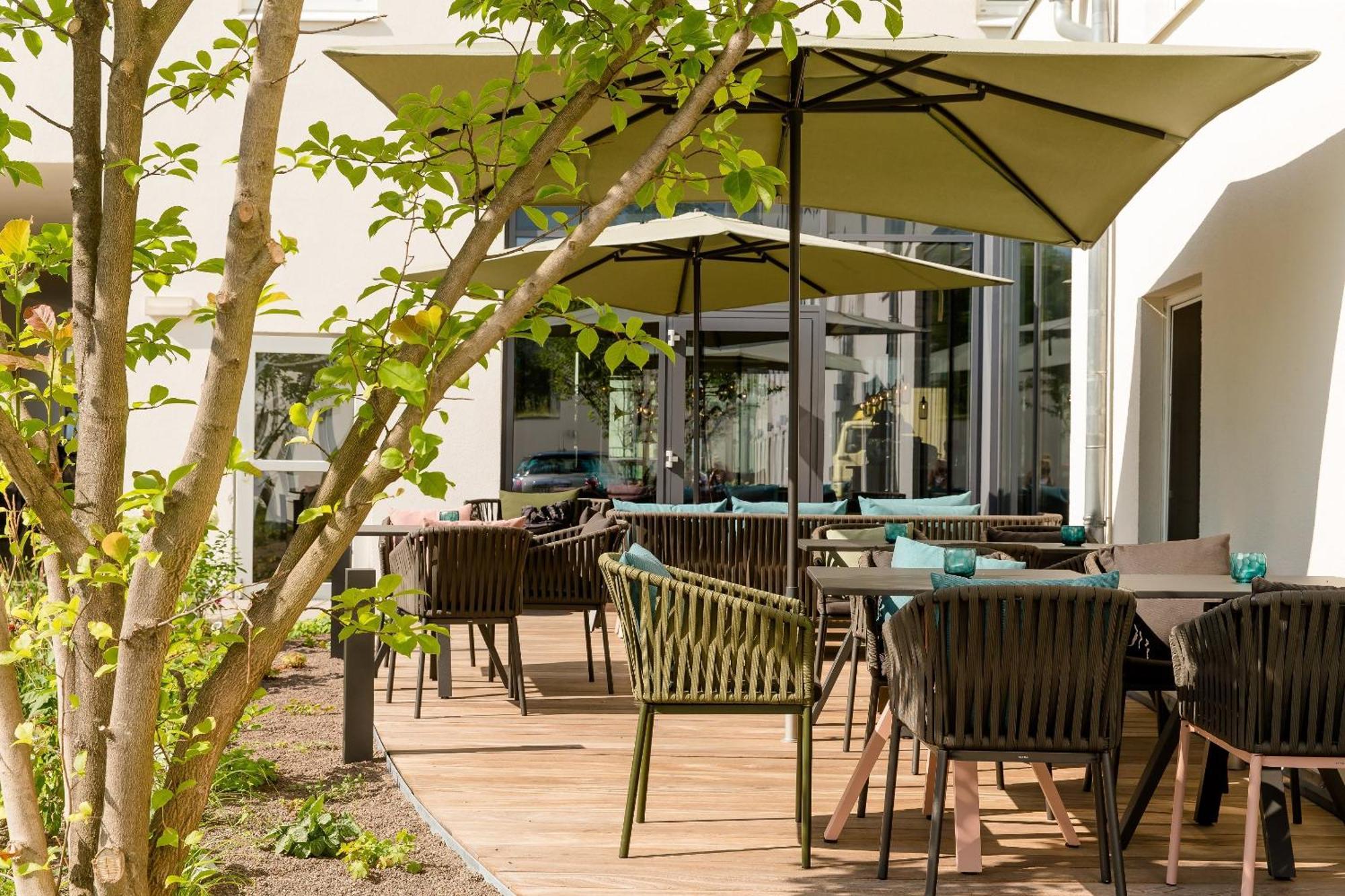 One München-westend 3*